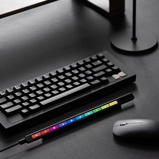 Screen Keyboard Instrument Customizable Touch Bar, Touch Screen Keyboard for Gaming, Streaming ...